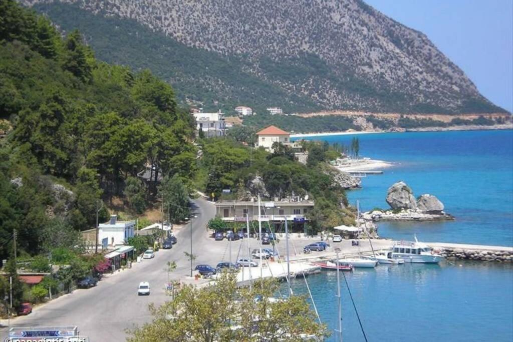 Melina Apartment Poros  Eksteriør billede